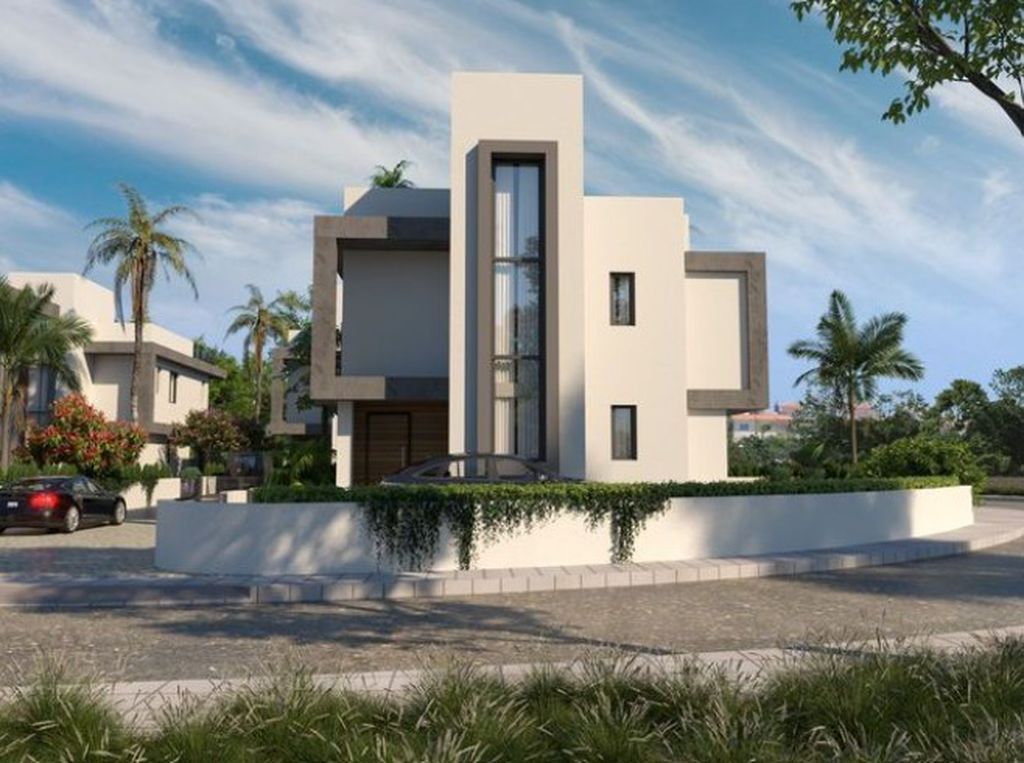 Property photo 2 of 32 Front Of Villa -...