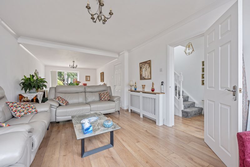 Property photo 3 of 17 Photo 1