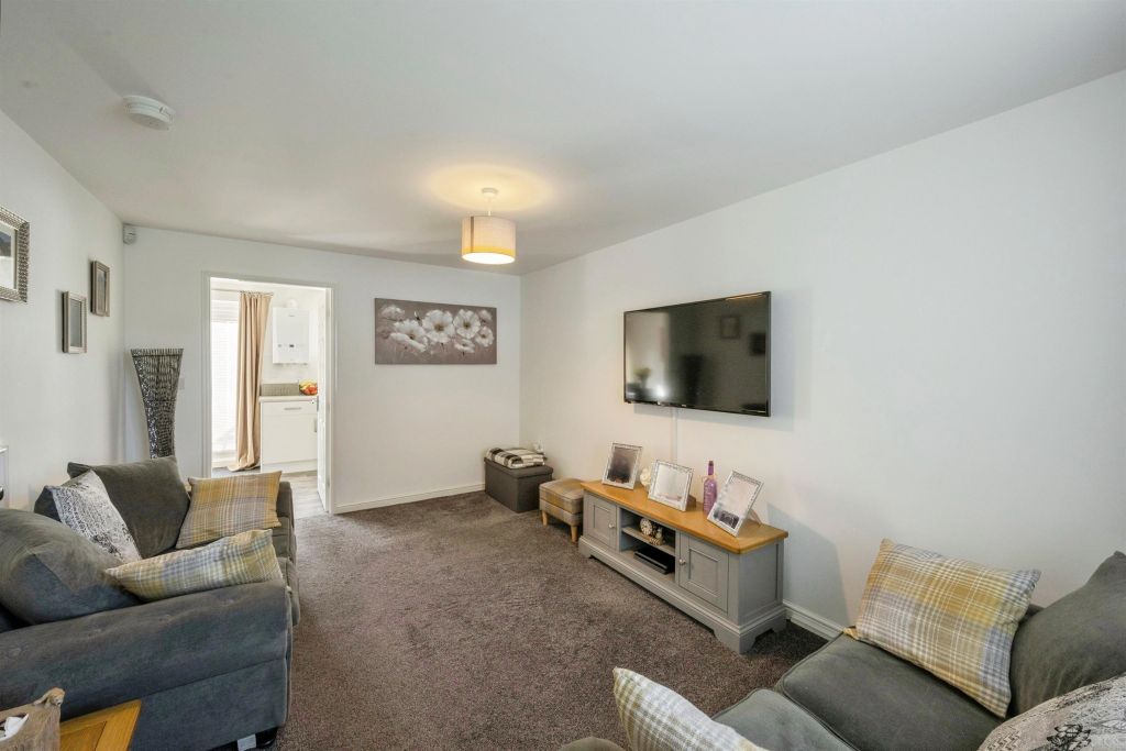 Property photo 3 of 16