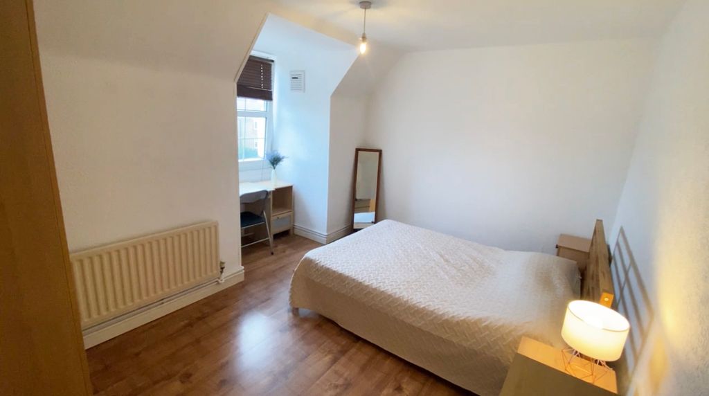 Property photo 1 of 13 Room A