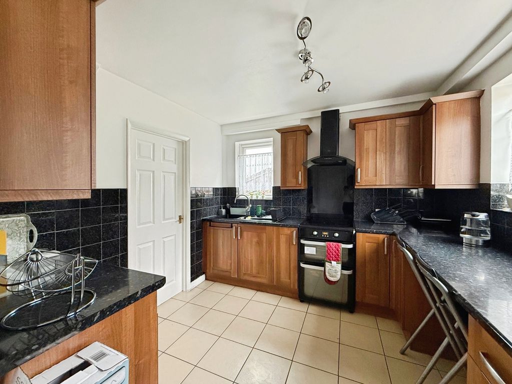 Property photo 2 of 18 Pbox-Img.Jpg