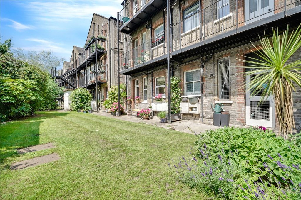 Property photo 1 of 10 Picture No. 26
