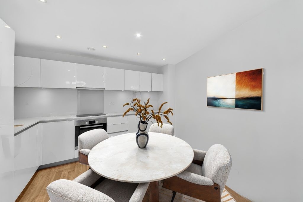 Property photo 2 of 6 Whatsapp Image 20...