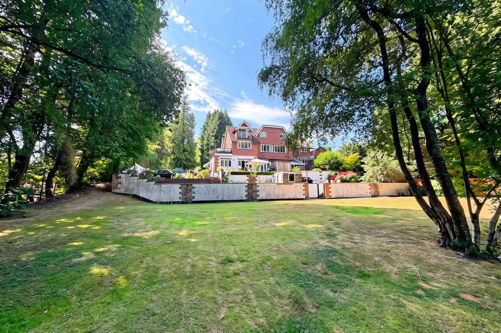 Property photo 2 of 20 Picture No. 34