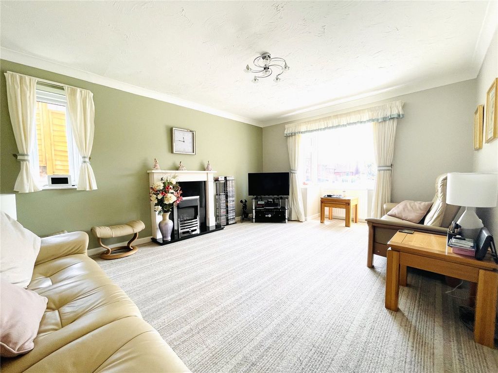 Property photo 3 of 21 Picture No. 26