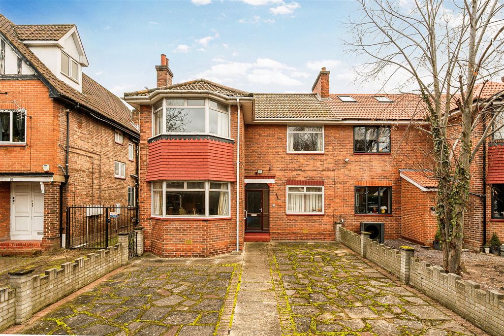 Property photo 1 of 13