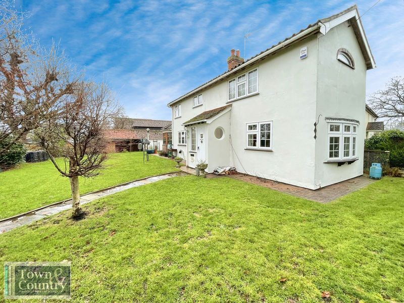 Property photo 1 of 16 Lower End