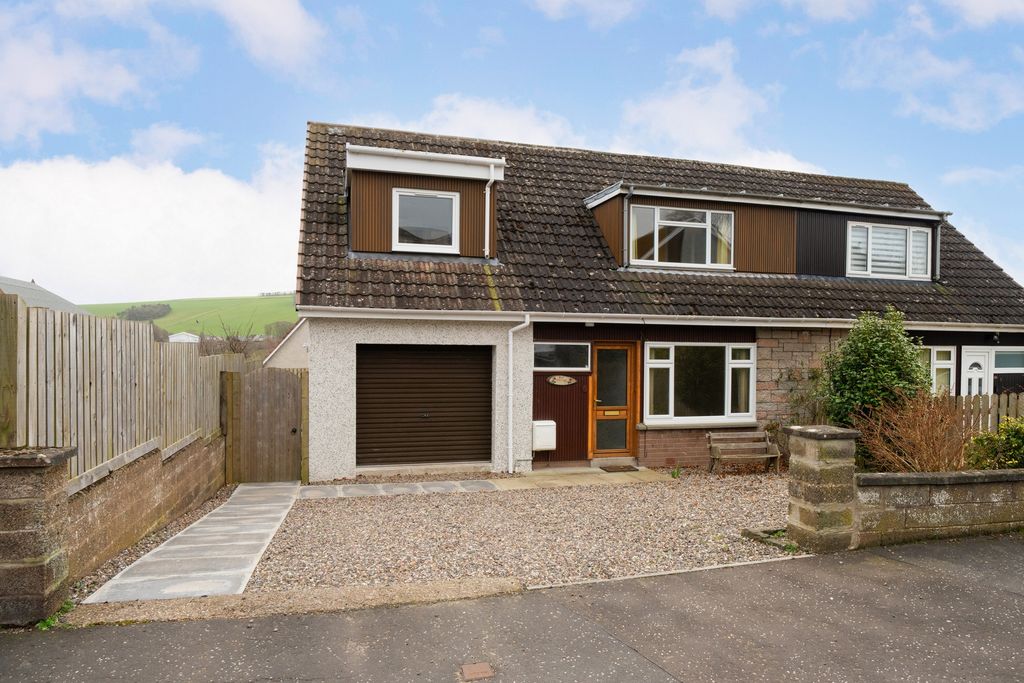 Property photo 1 of 38 Photo 1