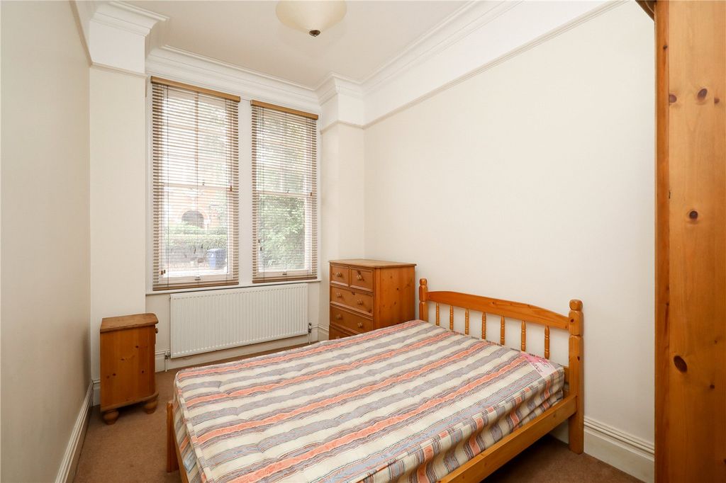 Property photo 3 of 23 Picture No. 40