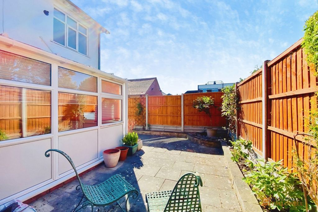 Property photo 3 of 22