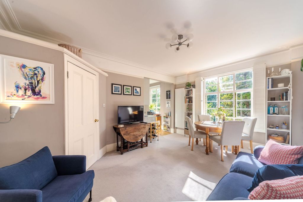Property photo 3 of 19