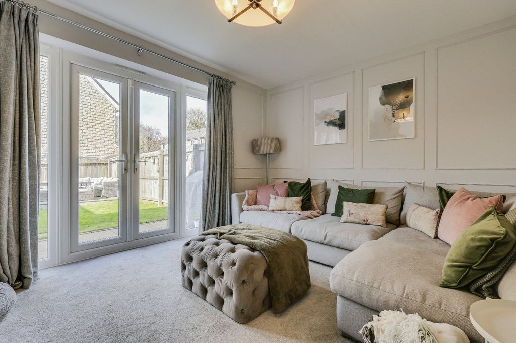 Property photo 2 of 18 Picture No. 26