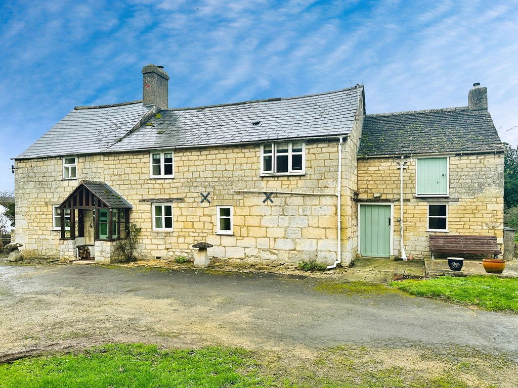 Property photo 3 of 21