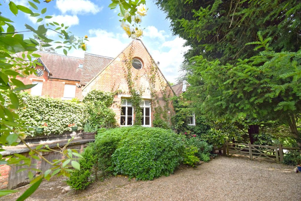 Property photo 1 of 35 External