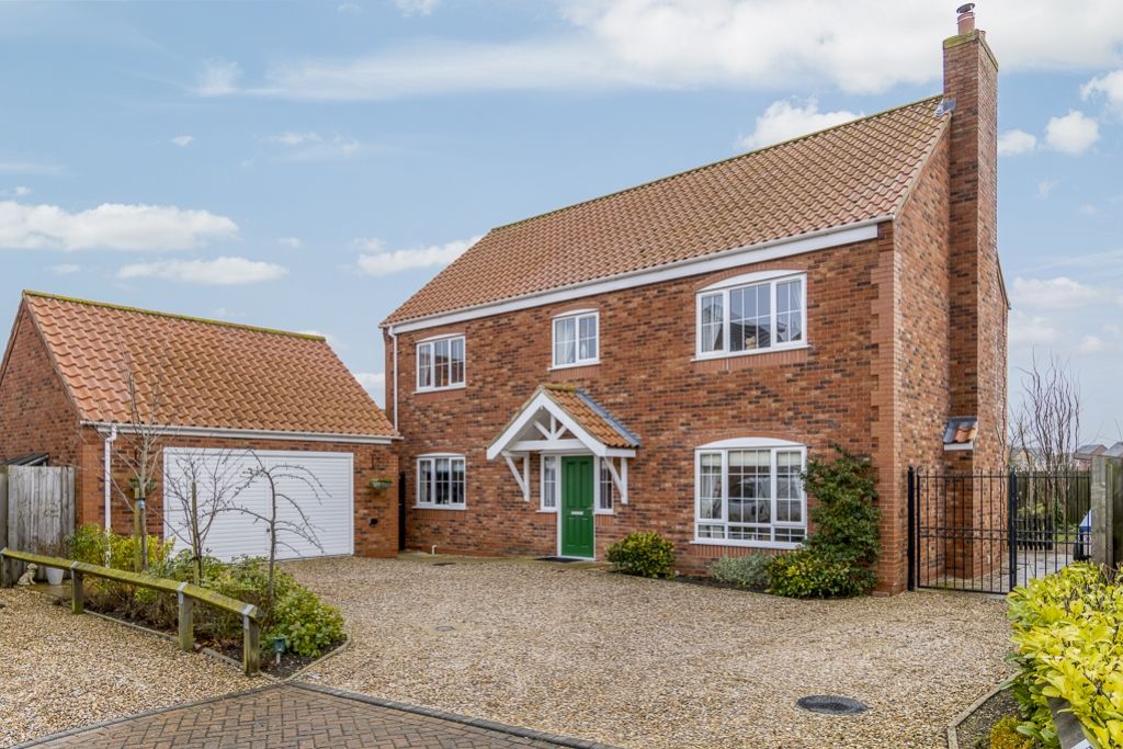 Property photo 1 of 37 10 Tower Gardens (Sutterton)-6