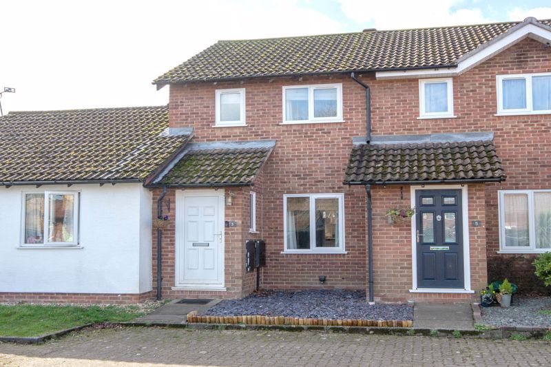 Property photo 1 of 11 External