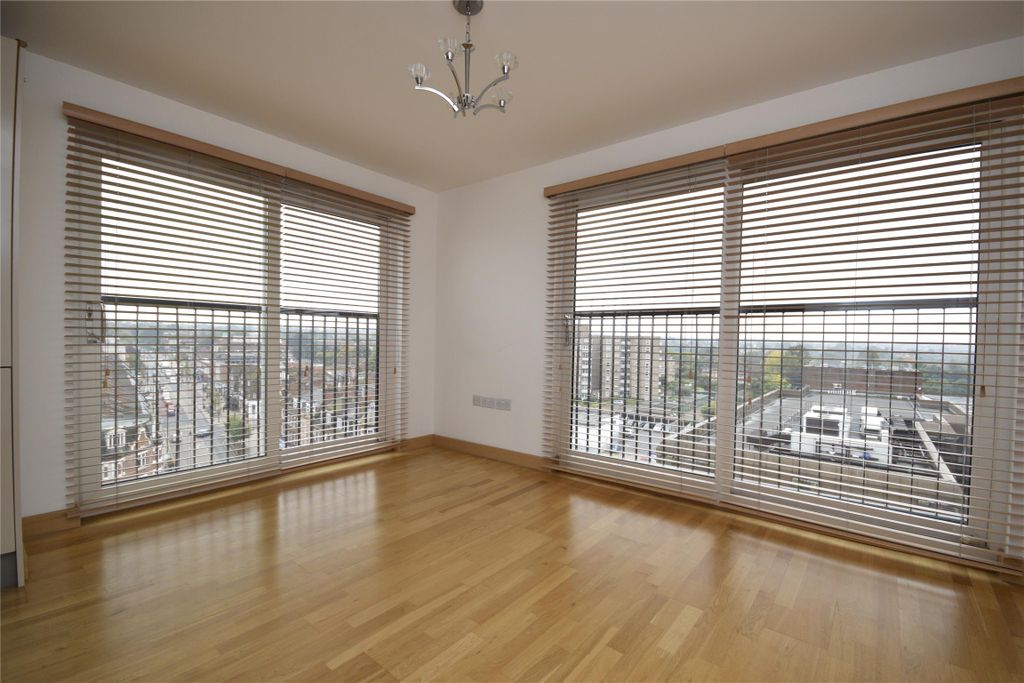 Property photo 3 of 10 Living/Dining Room