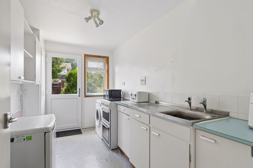 Property photo 3 of 22