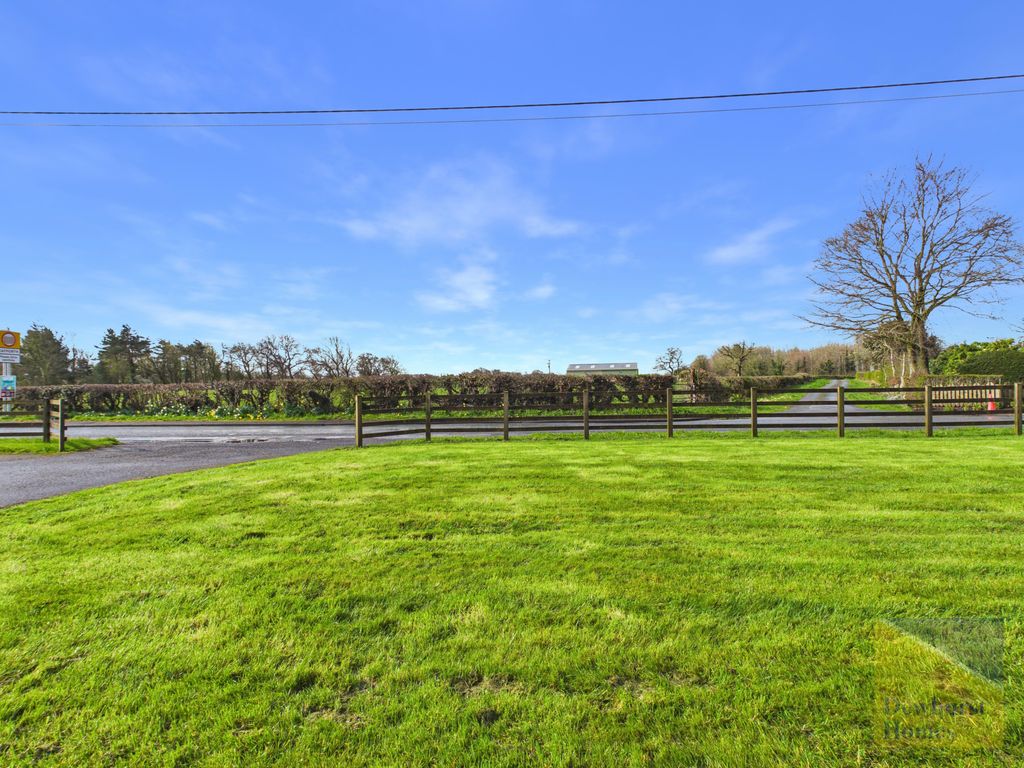 Property photo 2 of 41