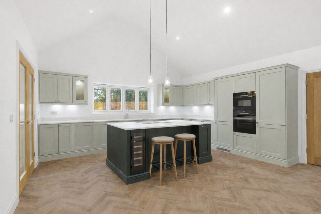 Property photo 3 of 29 Picture No. 42