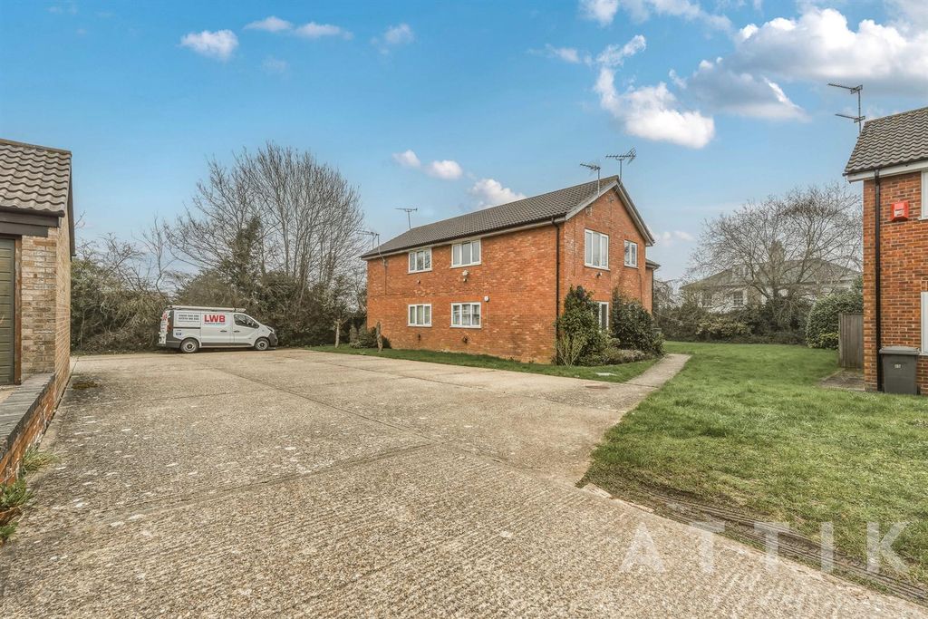 Additional image 13 of 1 bed flat for saleGainsborough Drive, Halesworth IP19