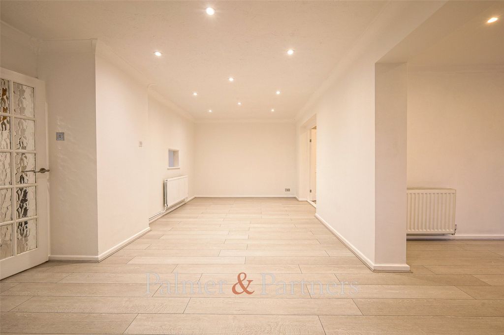 Property photo 2 of 14 Reception Room