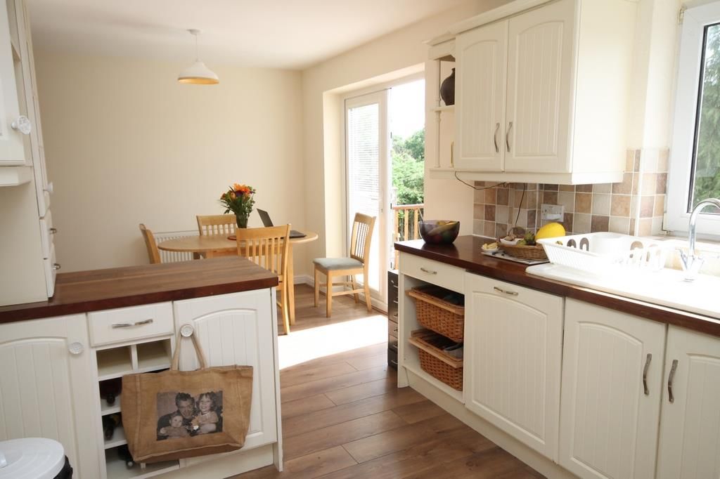 Property photo 2 of 14 Kitchen-2-(Copy).Jpg