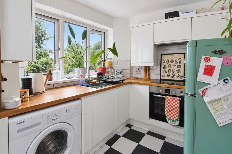 Property photo 3 of 17 Not Specified