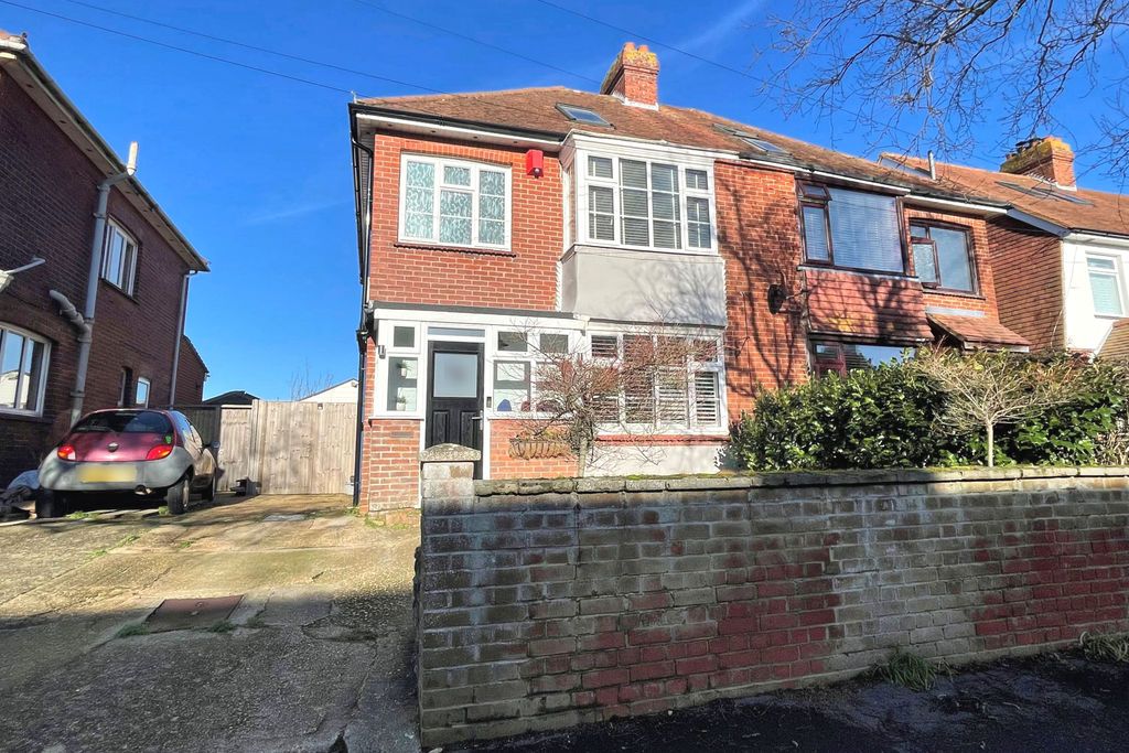 Property photo 1 of 15 Front