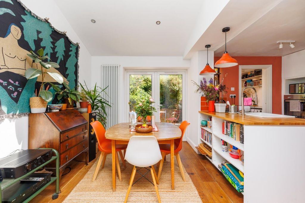 Property photo 1 of 31 4 Station Road, Bs11-20.Jpg