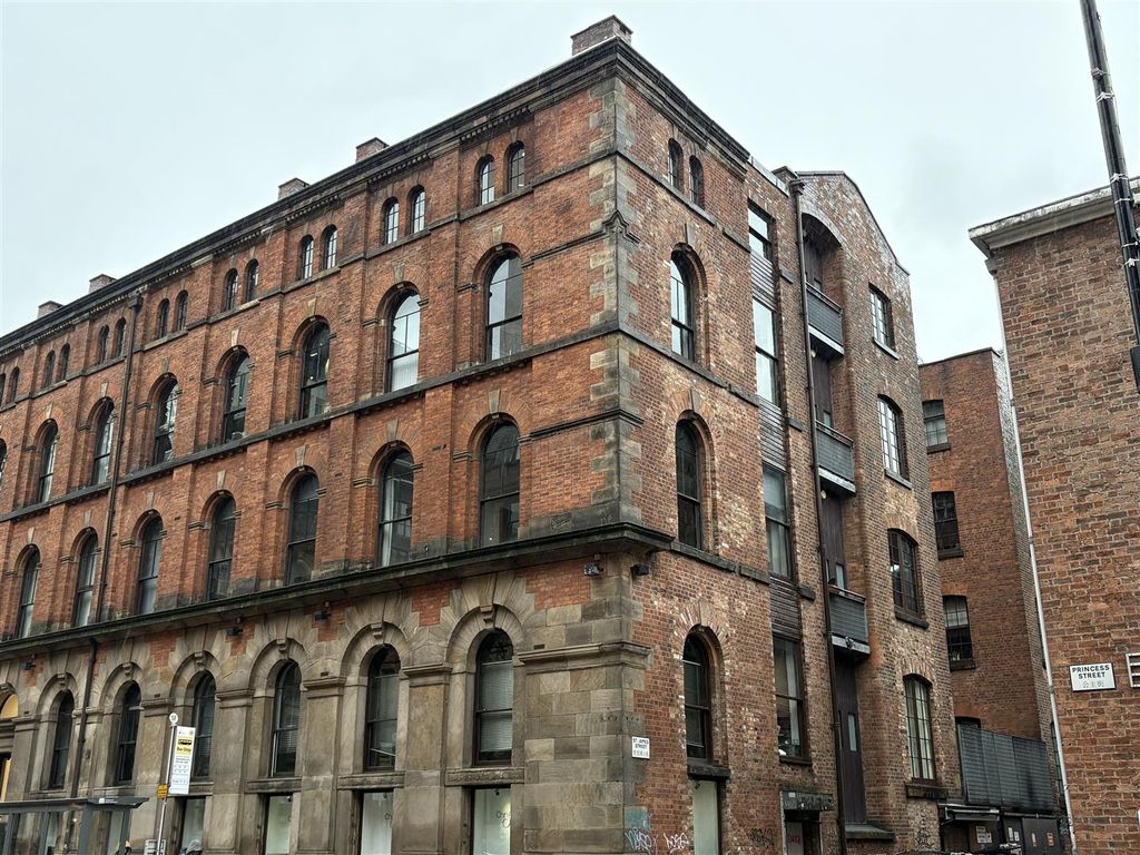 Property photo 2 of 16