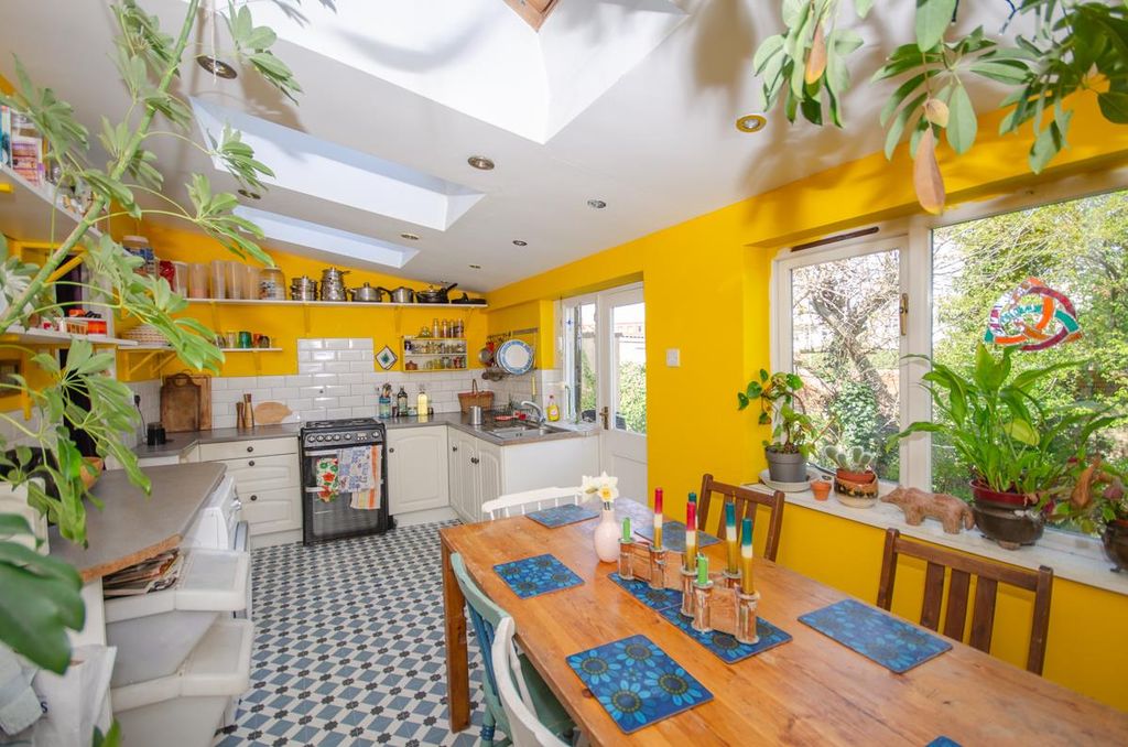 Property photo 2 of 28 Robertson Rd-58.Jpg