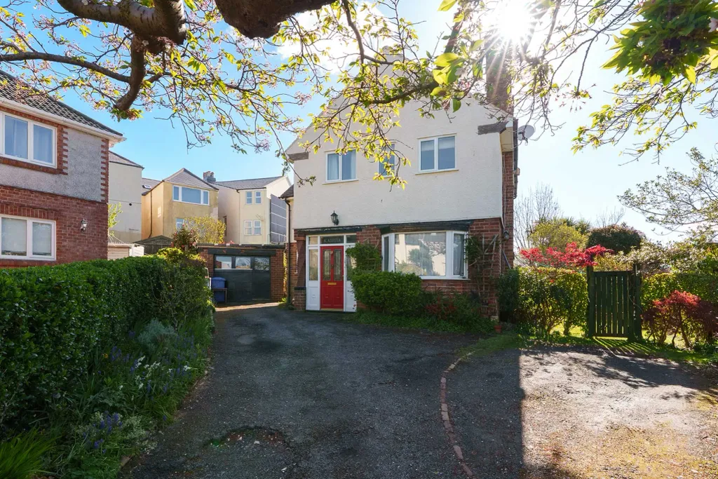Property photo 1 of 26