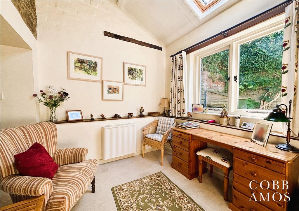 Property photo 3 of 24 High-Res-15.Jpg