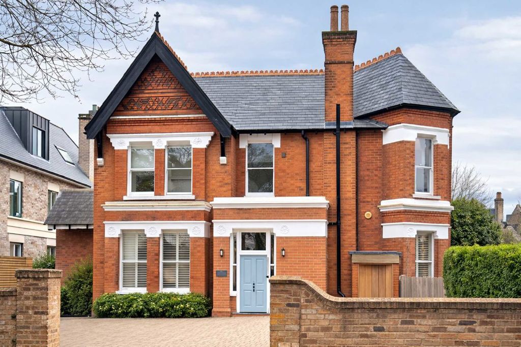 Property photo 1 of 5