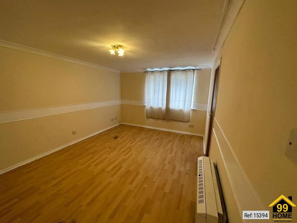 Property photo 3 of 7 Photo 2