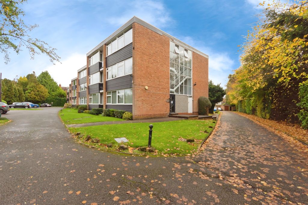 Property photo 1 of 17