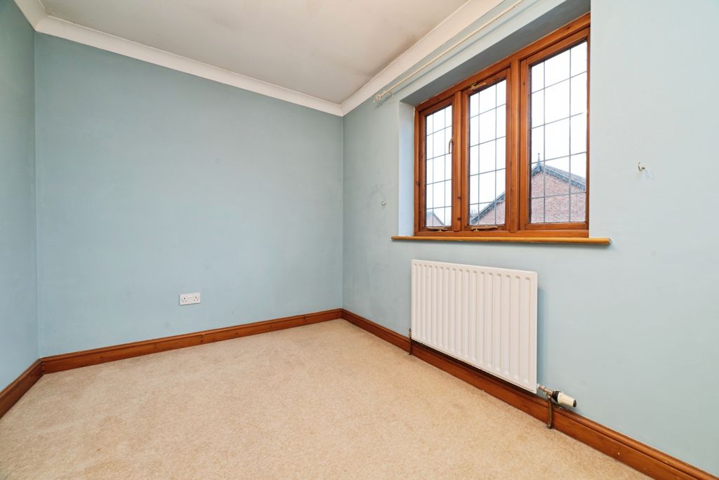 Property photo 3 of 15