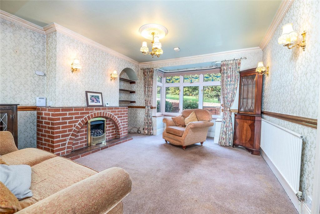Property photo 2 of 30 Picture No. 10