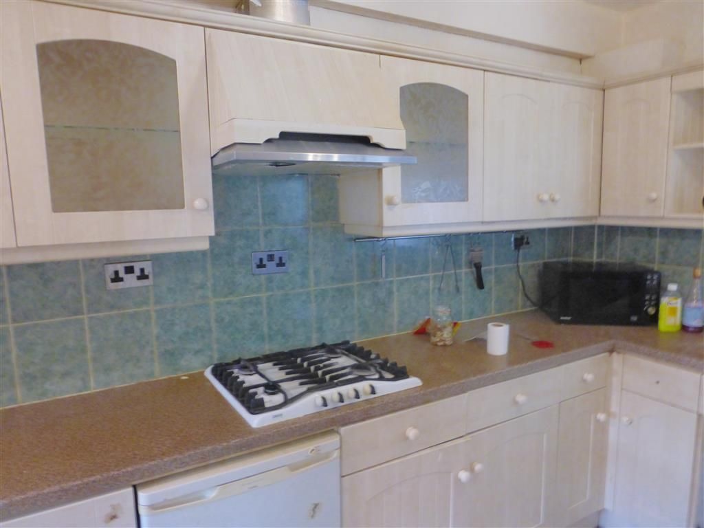 Property photo 3 of 8 Bedroom 1