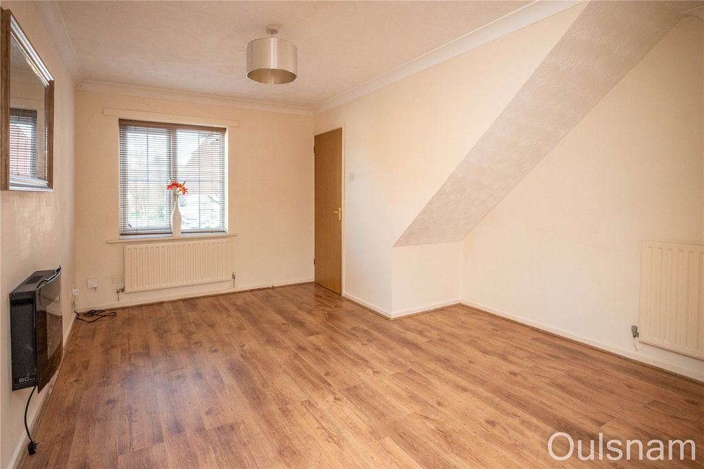 Property photo 2 of 13 Picture No. 01