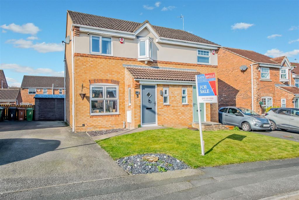 Property photo 1 of 29