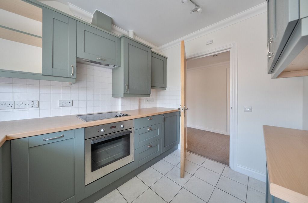 Property photo 3 of 14 Picture No. 23