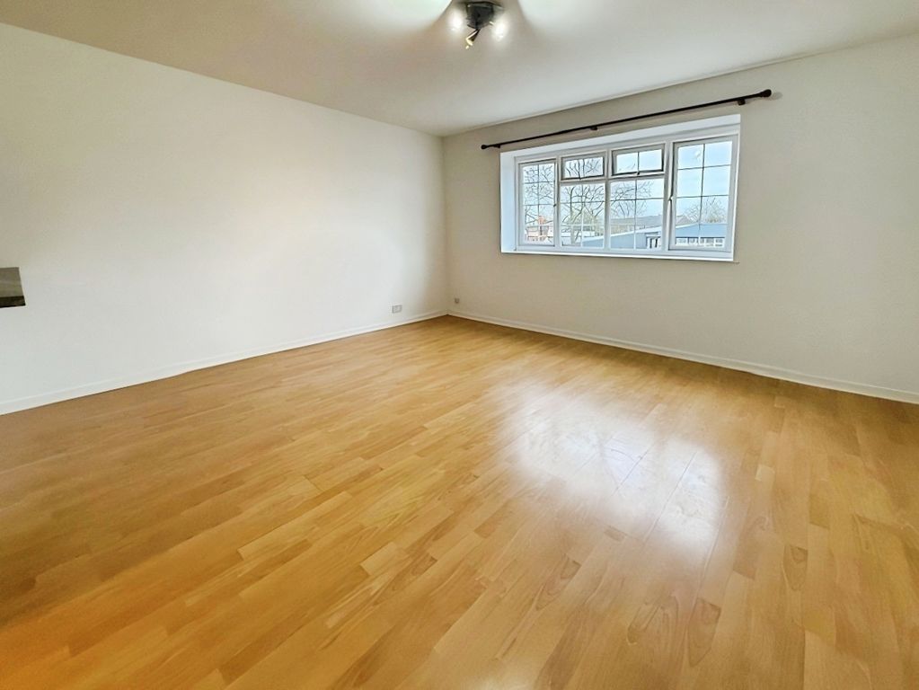 Property photo 3 of 7 Pbox-Img.Jpeg