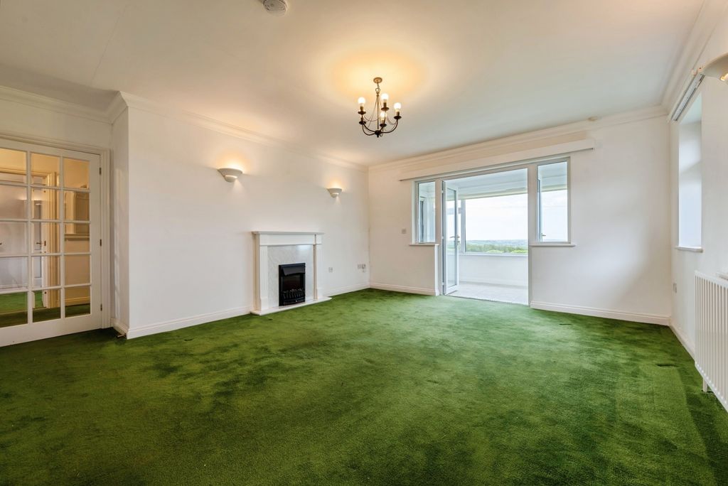 Property photo 3 of 24 Pbox-Img.Jpg