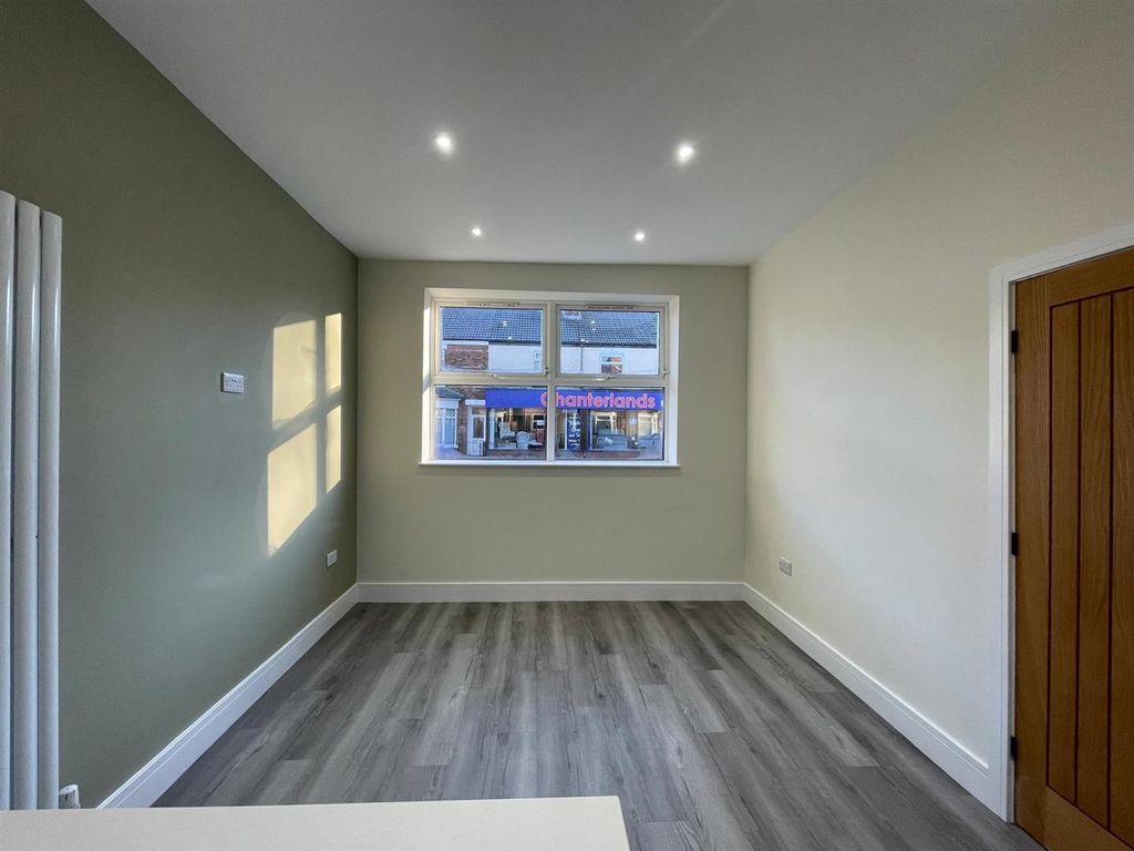 Property photo 3 of 22 3 Reception Area 1 (1).Jpg