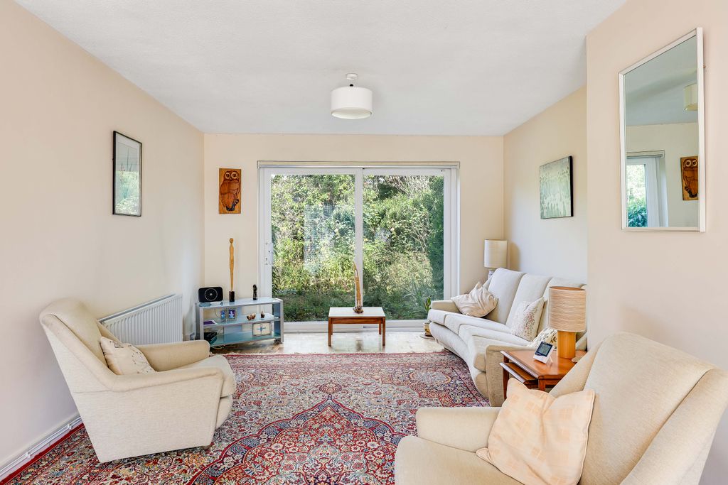 Property photo 3 of 21 Img1349