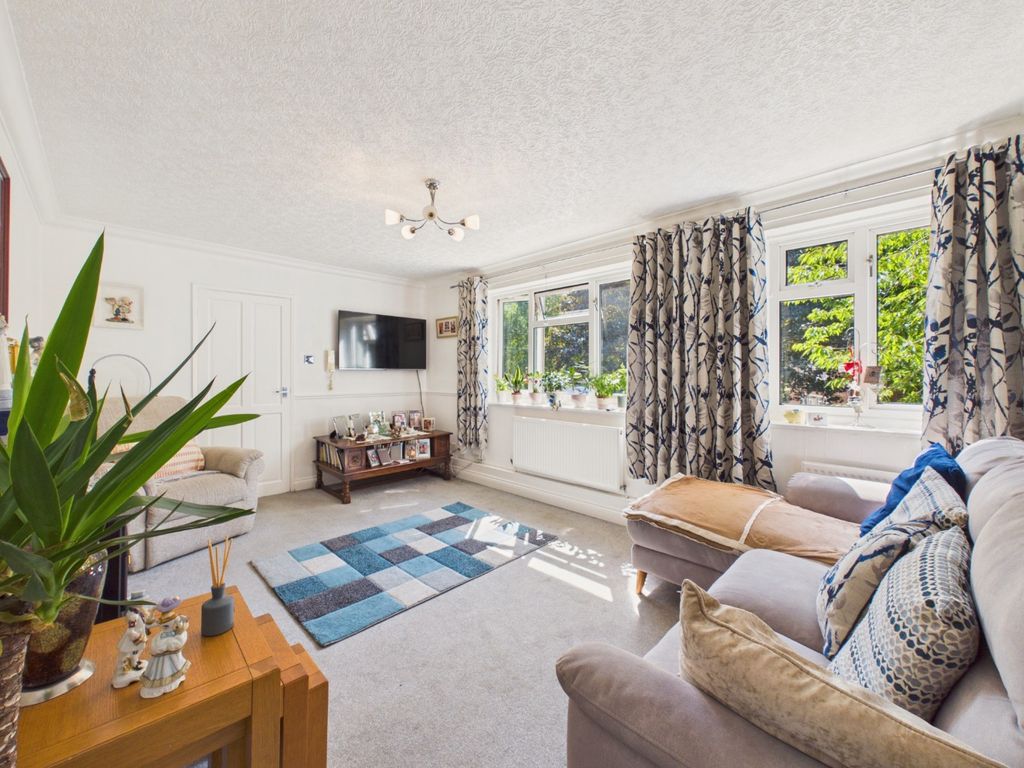 Property photo 3 of 14 5334074