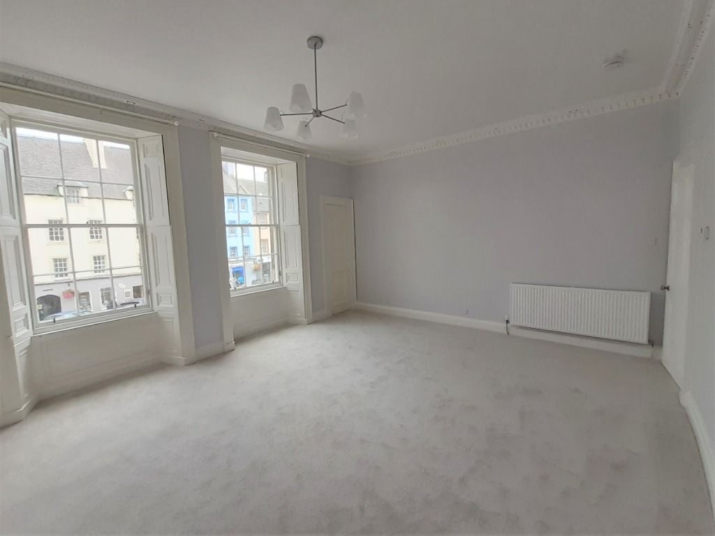 Property photo 3 of 11 Photo 3