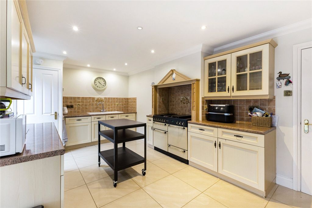 Property photo 2 of 13 Picture No. 42